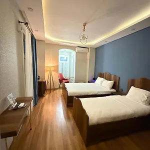 La Vien Old Hotel