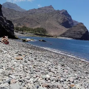 https://casa-uriel.in-canary-islands.com