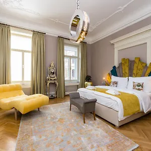 Grand Central Residence By Tkc 4* Praga